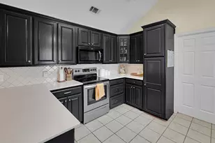 1060 Cheyenne Trail, Hewitt, TX 76643 - Photo 10