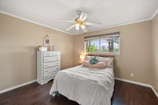 906 S Ward St, Italy, TX 76651 - Photo 8