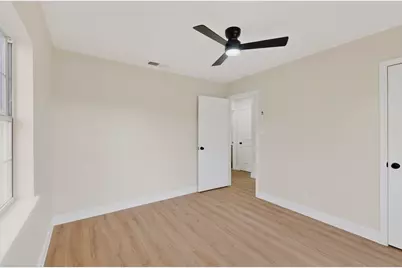 930 Shawnee Trace, Grand Prairie, TX 75051 - Photo 26