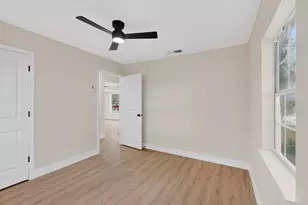 930 Shawnee Trce, Grand Prairie, TX 75051 - Photo 34