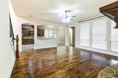 2016 Magic Mantle Drive, Lewisville, TX 75056 - Photo 8