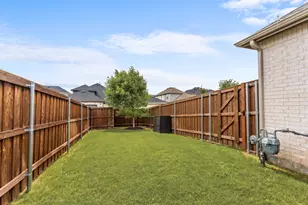 8220 Legacy Trl, McKinney, TX 75071 - Photo 30