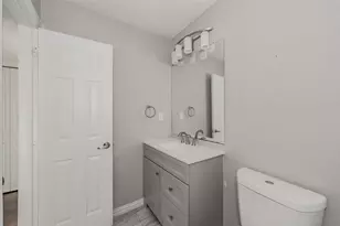 6422 Faircove Cir, Garland, TX 75043 - Photo 20