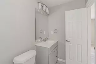 6422 Faircove Cir, Garland, TX 75043 - Photo 22