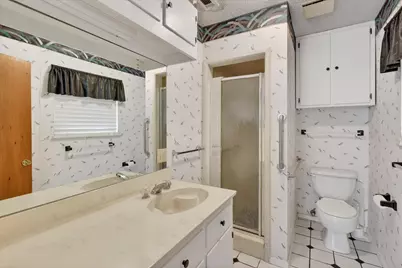 624 N Avenue A, Springtown, TX 76082 - Photo 22