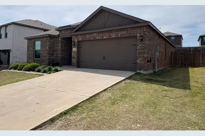 306 Golden Sands Drive, Princeton, TX 75407 - Photo 2