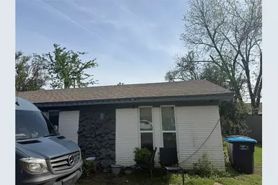 1305 Pinehurst Drive, Fort Worth, TX 76134 - Photo 4