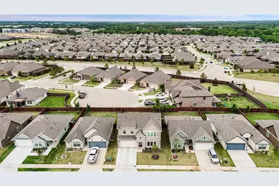 13041 Dawson Drive, Providence Village, TX 76227 - Photo 4