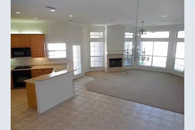 519 Rebecca Drive, Cedar Hill, TX 75104 - Photo 4