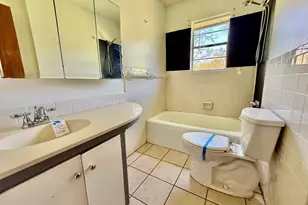 1114 Davis St, Cleburne, TX 76033 - Photo 6