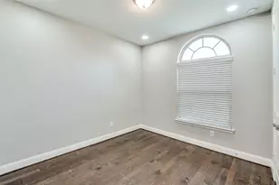 8042 Acoma Ln, Dallas, TX 75252 - Photo 18