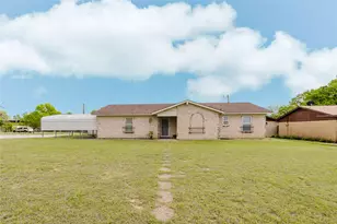600 S College Ave, Eastland, TX 76448 - Photo 2