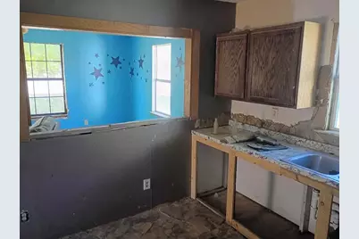 1220 Maple Street, Graham, TX 76450 - Photo 10