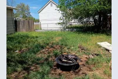 1220 Maple Street, Graham, TX 76450 - Photo 6