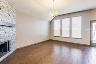 1521 Broadmoor Dr, Allen, TX 75002 - Photo 4