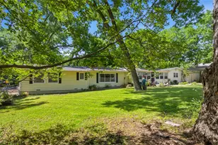 1641 Ben Davis Dr, Garland, TX 75040 - Photo 40