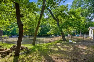 1641 Ben Davis Dr, Garland, TX 75040 - Photo 30