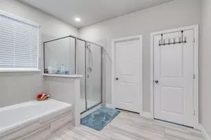 105 Lemley Dr, Fort Worth, TX 76131 - Photo 18