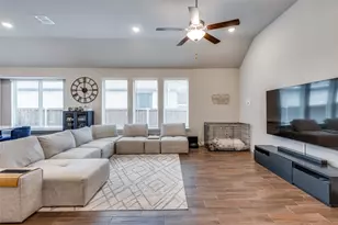 105 Lemley Dr, Fort Worth, TX 76131 - Photo 8
