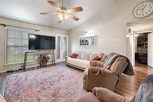 1853 Tompkins Dr, Grand Prairie, TX 75051 - Photo 6