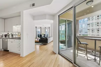 3401 Lee Parkway #1003, Dallas, TX 75219 - Photo 10