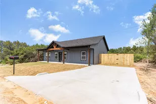 3426 Sumac Dr, Granbury, TX 76048 - Photo 12