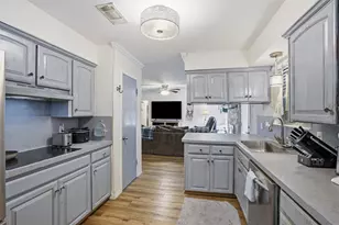 1233 Greenbriar Ln, Cleburne, TX 76033 - Photo 22