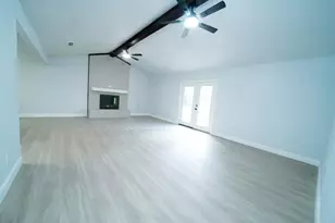 1432 Barron Ln, Fort Worth, TX 76112 - Photo 16