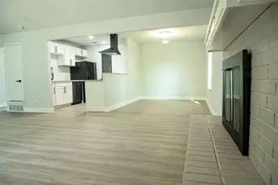 1432 Barron Lane, Fort Worth, TX 76112 - Photo 6