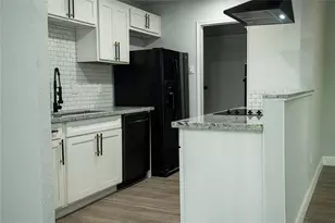 1432 Barron Ln, Fort Worth, TX 76112 - Photo 10