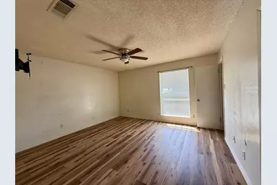 1900 Wurzburg Drive, Fort Worth, TX 76134 - Photo 12
