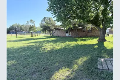 2217 Long Creek Court, Granbury, TX 76049 - Photo 38