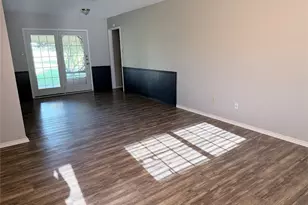 2217 Long Creek Ct, Granbury, TX 76049 - Photo 4