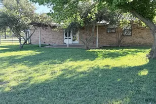 2217 Long Creek Ct, Granbury, TX 76049 - Photo 28