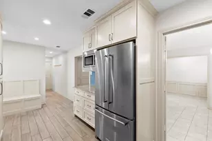 7708 Lemmonwood Dr, Dallas, TX 75231 - Photo 10