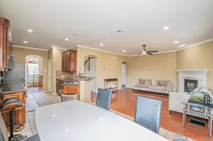 1664 Park Grove Dr, Irving, TX 75060 - Photo 10