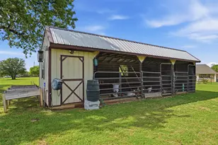 141 Rivercreek Ranch Ln, Fort Worth, TX 76126 - Photo 34