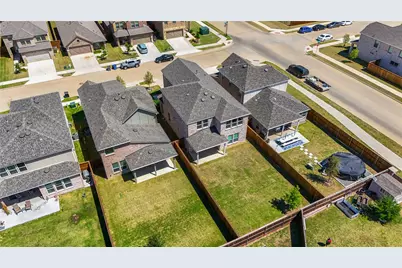 345 Willowmore Drive, Little Elm, TX 75068 - Photo 30