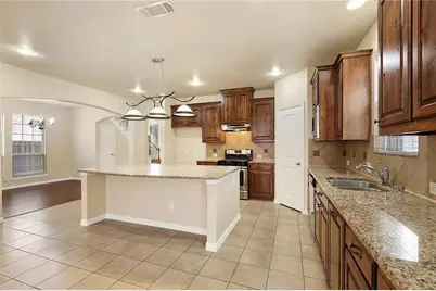 212 Chester Drive, Lewisville, TX 75056 - Photo 8