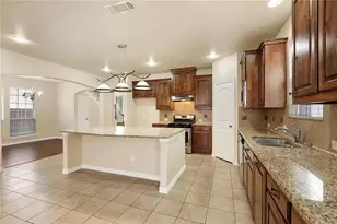 212 Chester Dr, Lewisville, TX 75056 - Photo 8