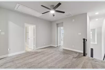 911 Ponds Edge Lane, Euless, TX 76040 - Photo 16