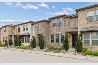 911 Ponds Edge Lane, Euless, TX 76040 - Photo 2