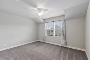 911 Ponds Edge Ln, Euless, TX 76040 - Photo 20
