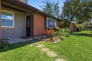 2216 Limestone Ln, Garland, TX 75040 - Photo 2