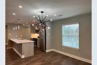 8001 Woodway Drive #107, Houston, TX 77063 - Photo 4