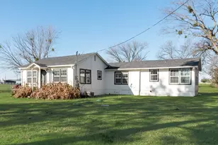 192 Diamond Rnch Rd, Whitesboro, TX 76273 - Photo 2