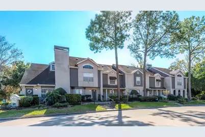 8001 Woodway Drive #21, Houston, TX 77063 - Photo 1