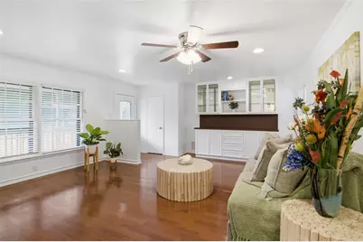 4216 Selkirk Drive W, Fort Worth, TX 76109 - Photo 6