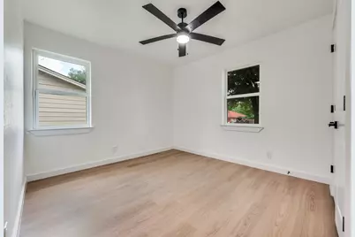 1646 Jackson Street, Grand Prairie, TX 75051 - Photo 10