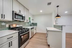 1646 Jackson St, Grand Prairie, TX 75051 - Photo 4